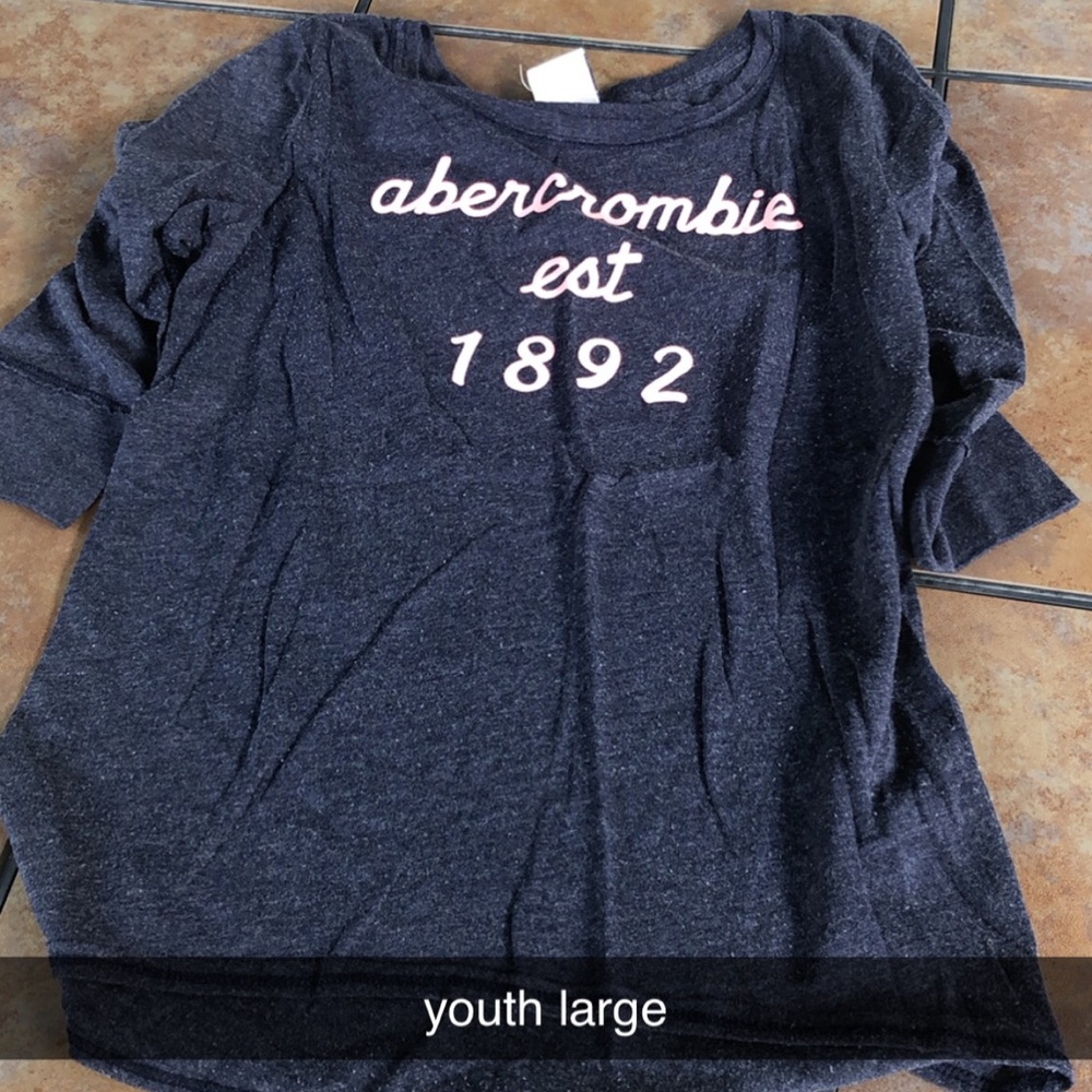 Abercrombie tee shirt